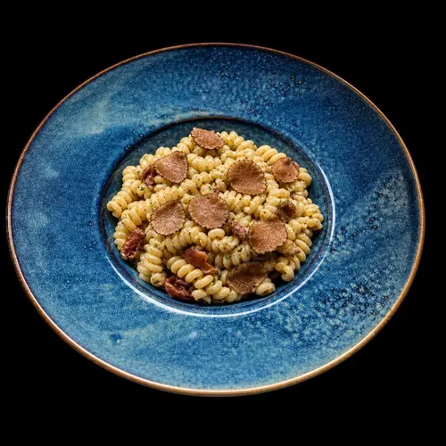 Fusilli cu trufe și guanciale